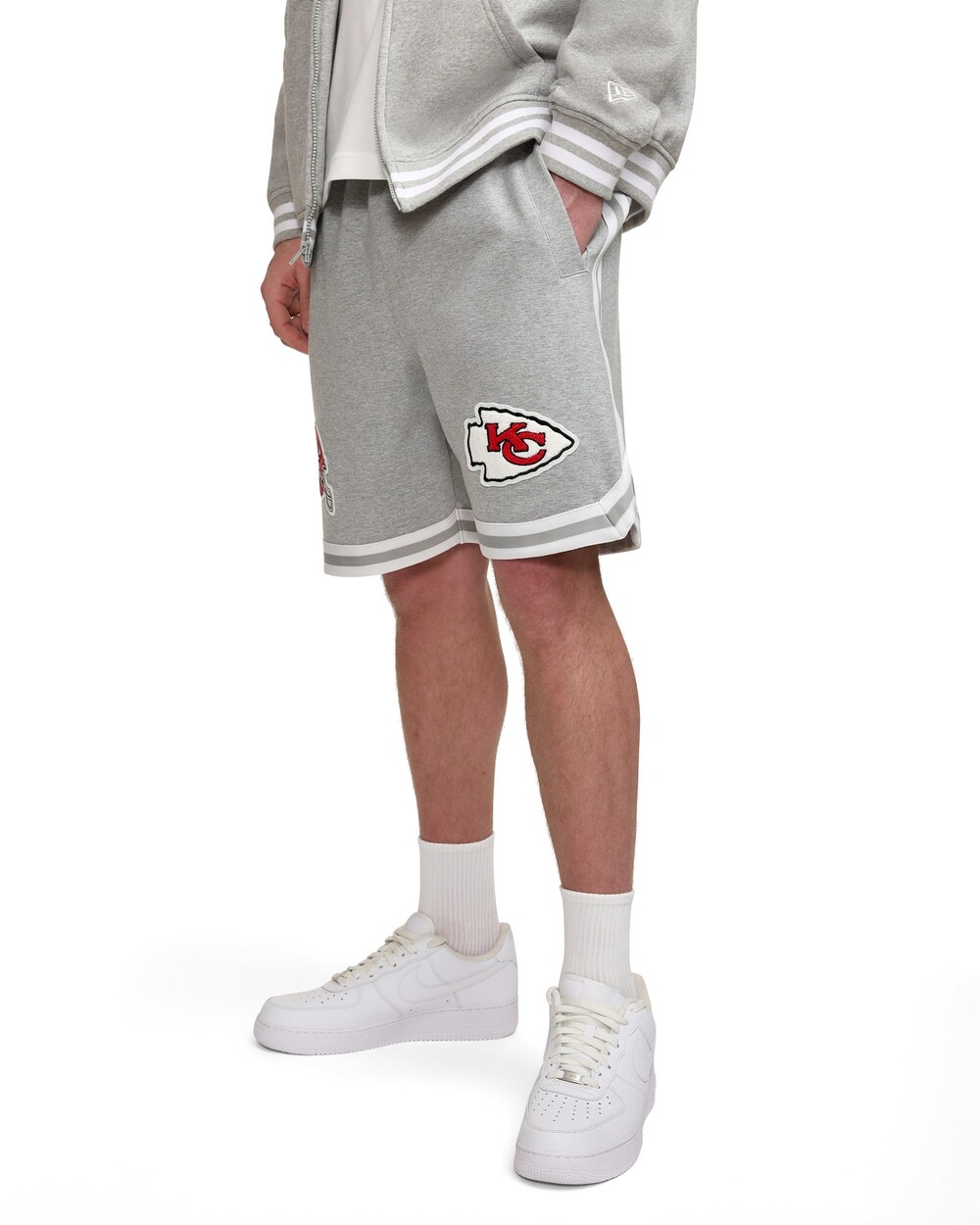 New Era Kansas City Chiefs Gray Logo Select Shorts - Size XL